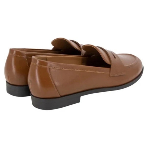 NWT Kensie Gitty Ladies' Penny Loafer Color Brown, Size 8.5 Easy On Extra Padded - Picture 2 of 6